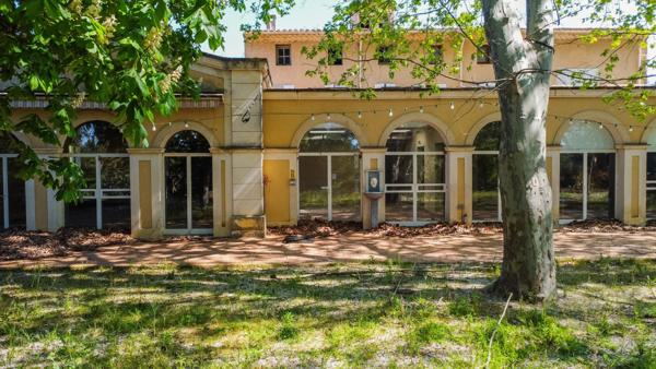 Vente Maison de luxe Aix-en-Provence 36 Pièces 1800 m²