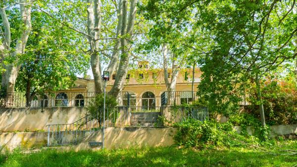 Vente Maison de luxe Aix-en-Provence 36 Pièces 1800 m²