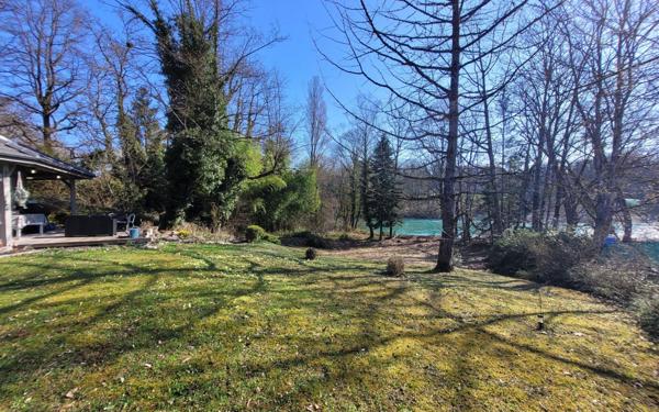 Maison à vendre    5 pièces •  Pougny