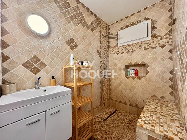 Spacieuse maison avec piscine