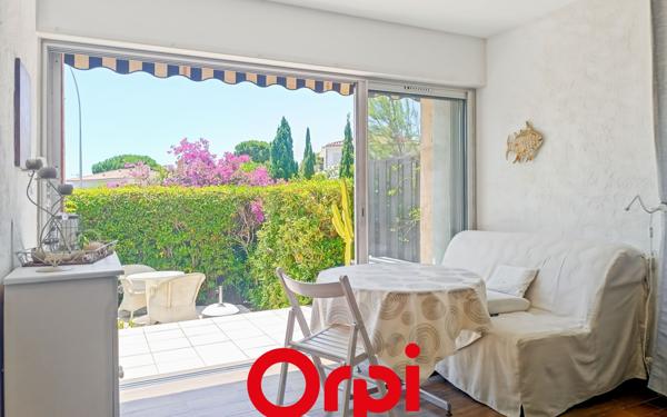 Appartement à vendre    2 pièces •  Bandol