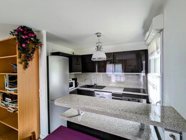 Magnifique appartement avec terrasse sans vis-à-vis à deux pas de la gare