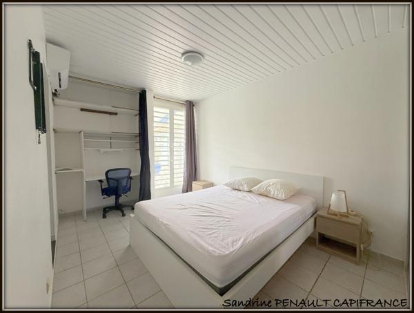 A VENDRE A KOUROU (GUYANE FRANCAISE 97310) UNE MAGNIFIQUE MAISON T4 de 116 m² - SUPERFICIE DU TERRAIN 475 m² AU PRIX DE 350 000 €.