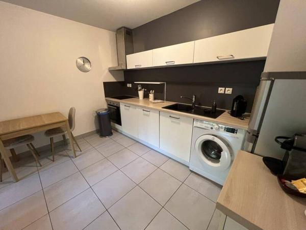 Appartement 2 pièces                                        - 44000 Nantes Réf : 12137