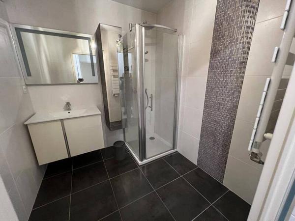 Appartement 2 pièces                                        - 44000 Nantes Réf : 12137