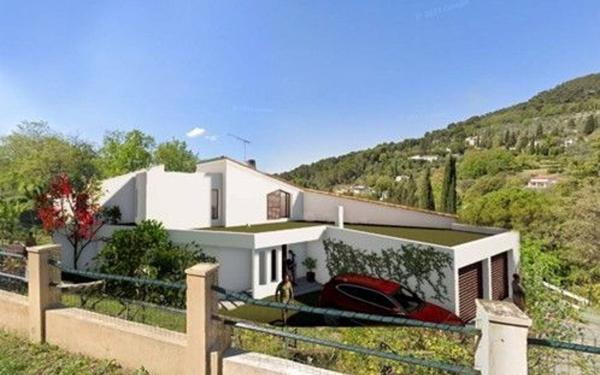 Maison à vendre    4 pièces •  Grasse