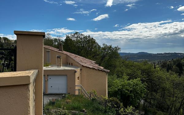Maison à vendre    4 pièces •  Grasse