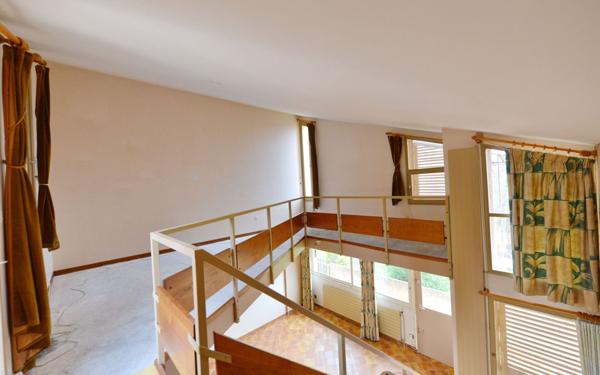 Maison à vendre    4 pièces •  Grasse