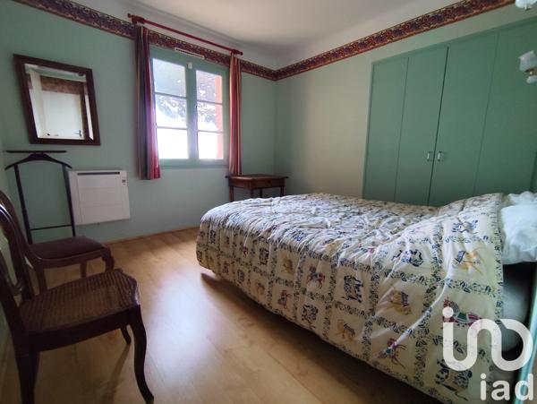 Maison traditionnelle 12 pièces de 274 m² à Salses-le-Château (66600)