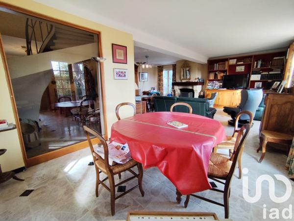 Maison traditionnelle 12 pièces de 274 m² à Salses-le-Château (66600)