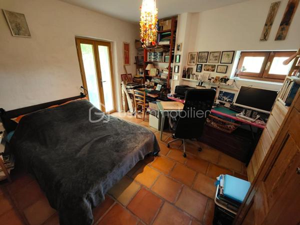 Maison en pierre de 100 m²