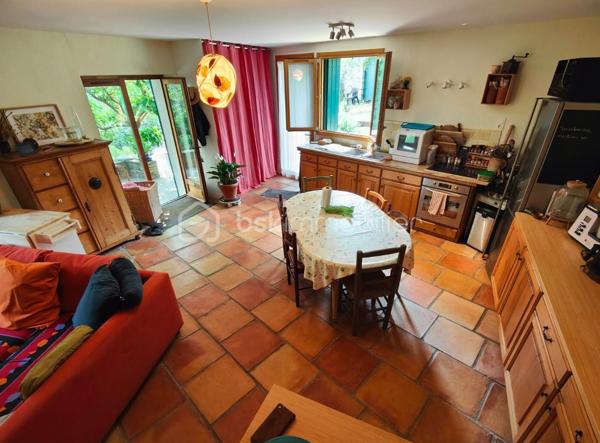 Maison en pierre de 100 m²