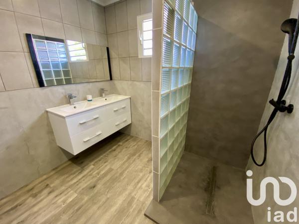 Maison 5 pièces de 133 m² à Le Tampon (97430)