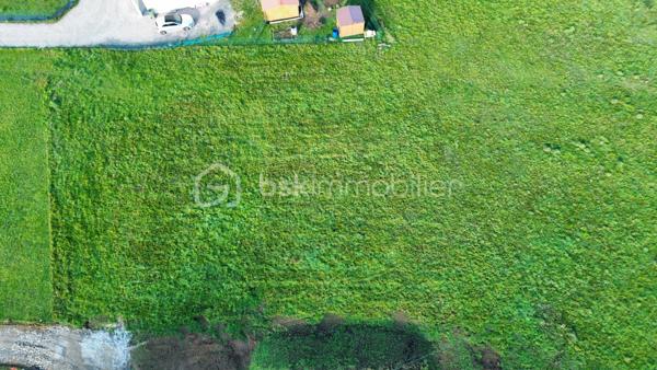 Terrain de 1 391 m²