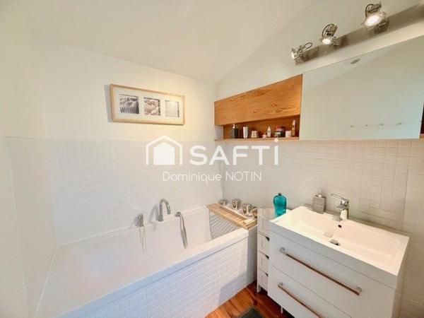 Appartement de caractère 117m² vue panoramique 2chb