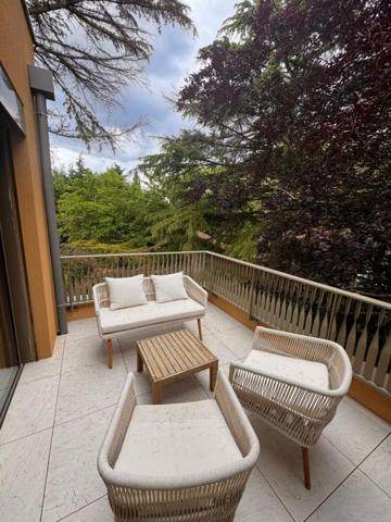 Appartement Collonges Au Mont D Or 2 pièce(s) 51.97 m2