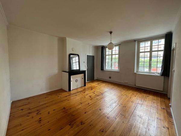 APPARTEMENT deux pièces 50m² - NANCY PROCHE PLACE CHARLES III