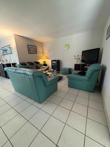 VILLA PLAIN PIED DANS UN ENVIRONNEMENT CALME