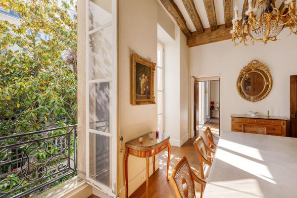Vente Appartement de luxe Paris 6 6 Pièces 187.95 m²