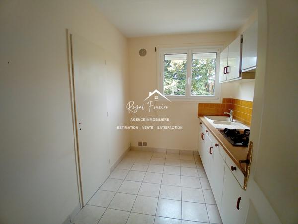 Beau pavillon individuel, avec sa terrasse