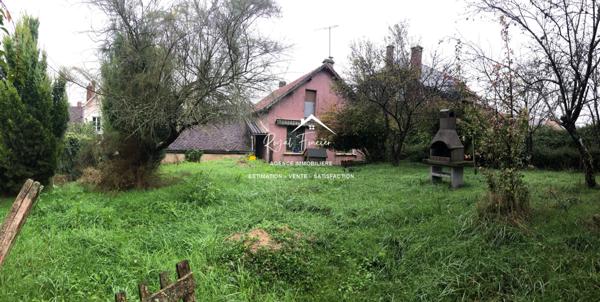 Maison de campagne, proche des commerces