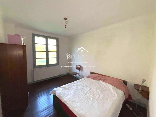 Maison de campagne, proche des commerces