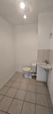 Quartier Chanzy Chartres, Grand T2 avec terrasse, jardin et parking