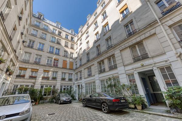 APPARTEMENT DEUX PIECES