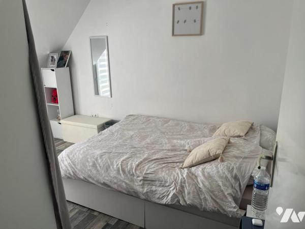 Maison avec 4 chambres, garage, jardin