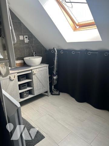 Maison avec 4 chambres, garage, jardin