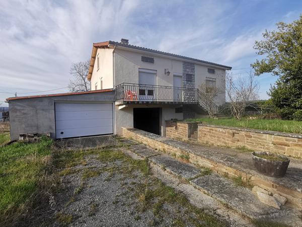 Lescure D Albigeois . Maison de 259 m²