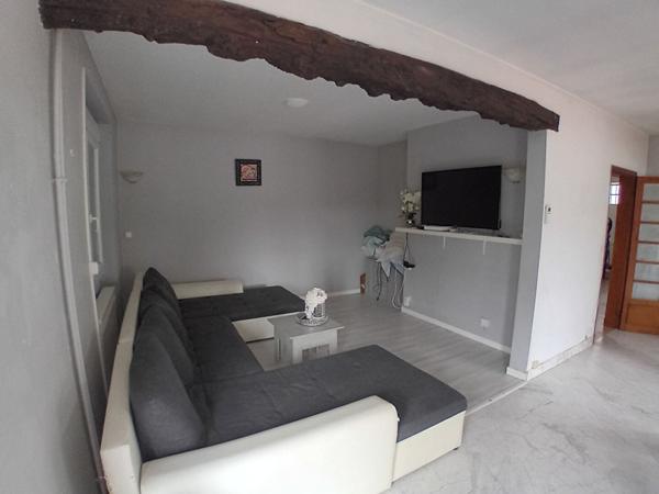 Lescure D Albigeois . Maison de 259 m²