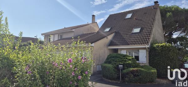 Maison à vendre 6 pièces 110 m² Le Coudray-Montceaux