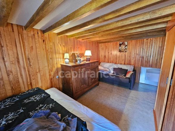 Maison à vendre 3 pièces AVEC UN GRAND GARAGE ET JARDIN PANISSIERES (42)