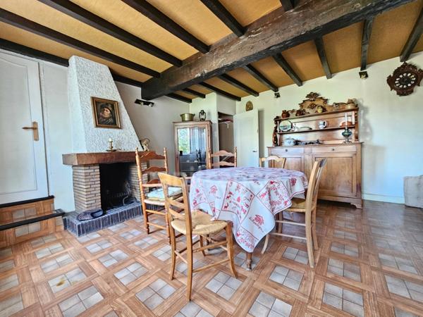 Maison à vendre 3 pièces AVEC UN GRAND GARAGE ET JARDIN PANISSIERES (42)