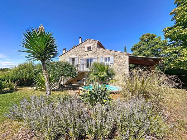 EXCLUSIVITE - MAISON EN PIERRE DE 129 M² SUR 900 M² DE TERRAIN