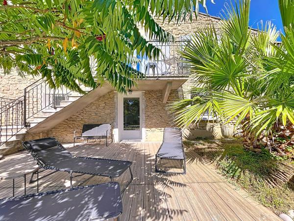 EXCLUSIVITE - MAISON EN PIERRE DE 129 M² SUR 900 M² DE TERRAIN