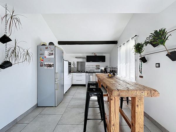 EXCLUSIVITE - MAISON EN PIERRE DE 129 M² SUR 900 M² DE TERRAIN