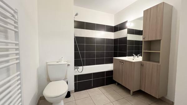 Appartement 2 pièce(s) 1 chambre(s) 39.67 m²