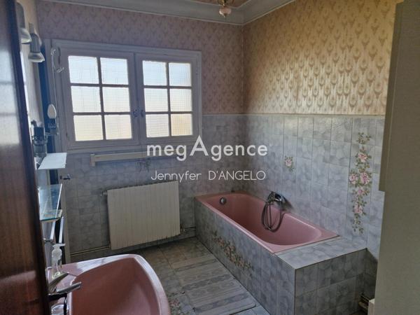 Maison à SANARY-SUR-MER, 83110 - 8 pièces 234m²