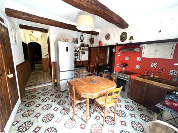 Maison à vendre 6 pièces proche de GREOUX LES BAINS (04)
