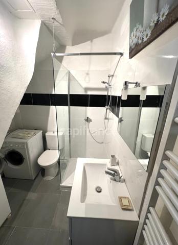 Maison à vendre 6 pièces proche de GREOUX LES BAINS (04)