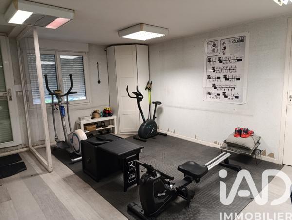 Maison à vendre 6 pièces 252 m² Louviers