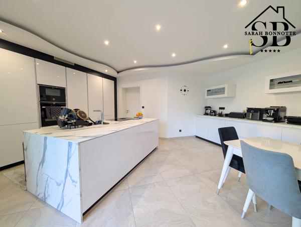 Richwiller (68120) Maison du bonheur : récente, moderne, élégante, lumineuse, grands volumes, magnifique extérieur !