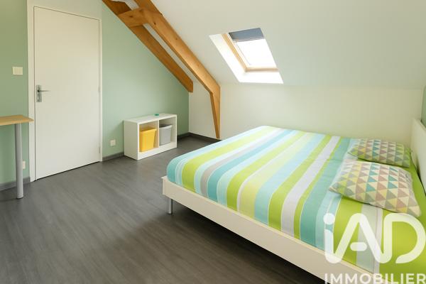 Maison à vendre 4 pièces 97 m² Saint-Pantaléon-de-Larche