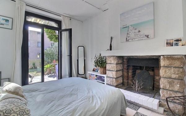 Appartement à vendre    4 pièces • 106 m2 Marseille 10