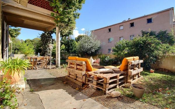 Appartement à vendre    4 pièces • 106 m2 Marseille 10