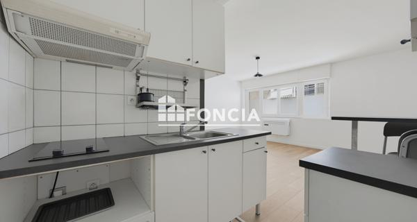 À vendre Studio 34.59 m² - Bordeaux 33000