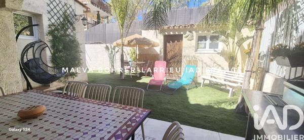 Maison à vendre 5 pièces 85 m² Saint-Cyr-sur-Mer