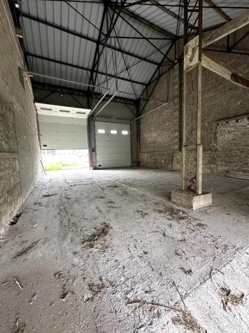 Bâtiment / Entrepôt - PROCHE DE REIMS